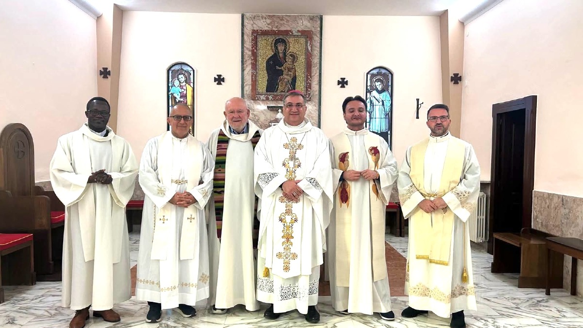 Diocesi di San Marco Argentano, festa e gratitudine per gli anniversari di ordinazione di cinque sacerdoti - Foto Uff. Stampa Diocesi di San Marco Argentano 