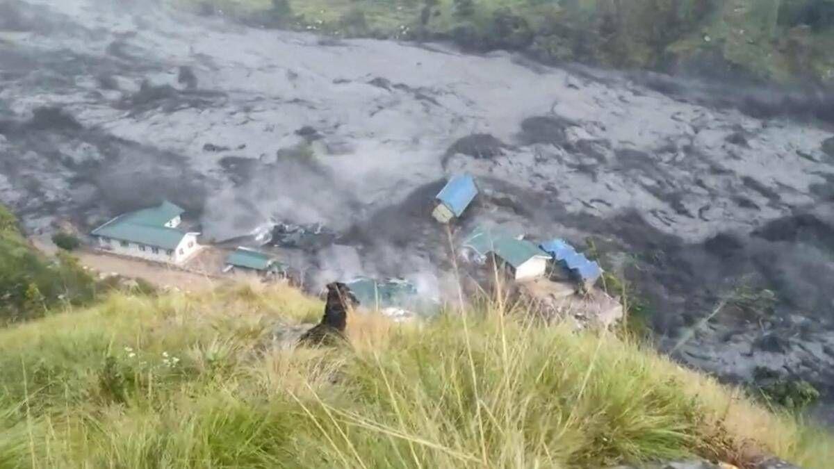 Nepal, nuove inondazioni: ponti e case spazzati via, ci sono dispersi - 