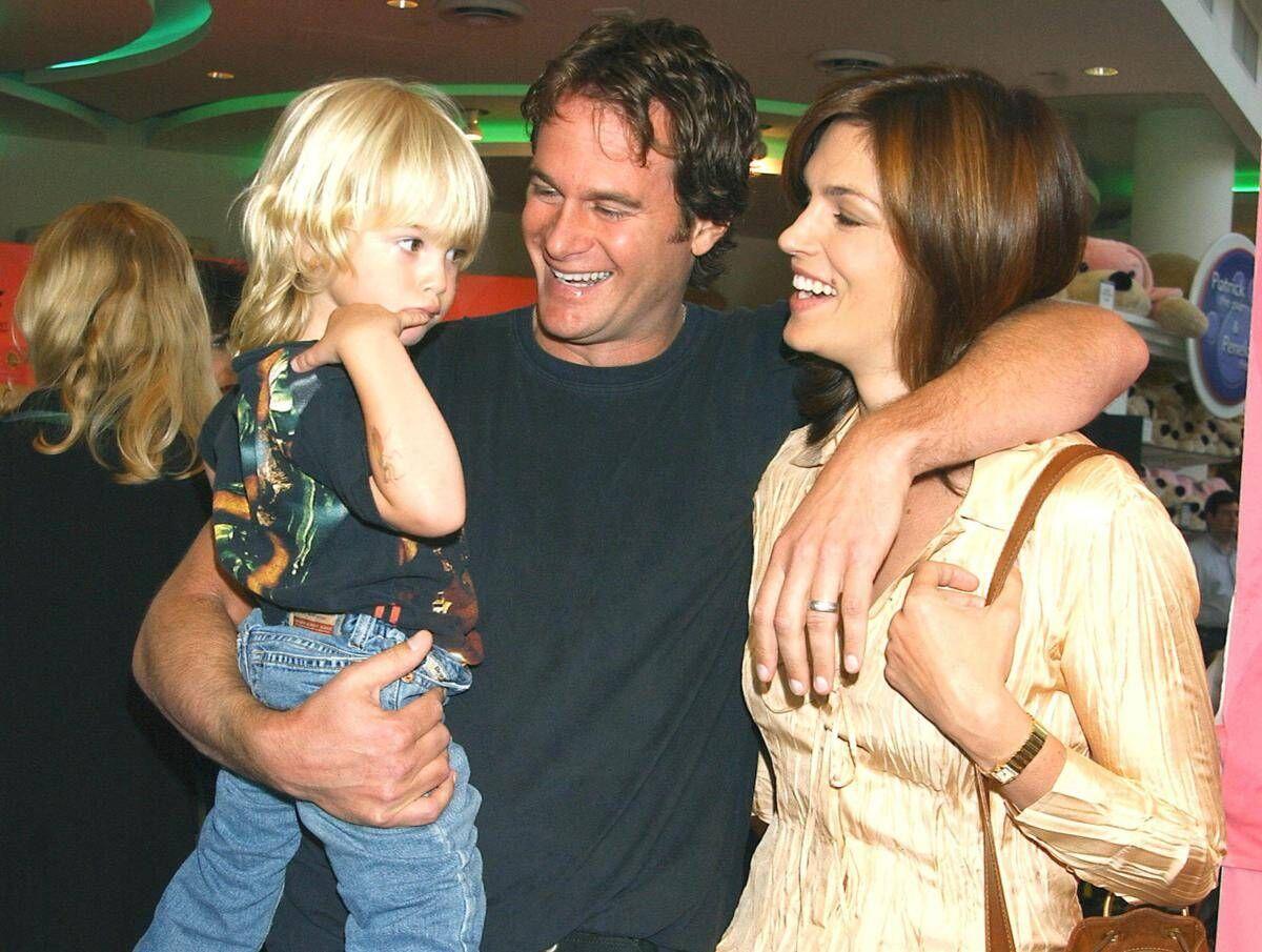 Cindy Crawford rompe il silenzio dopo la morte del figlio Presley: "Siamo devastati dal dolore" - 