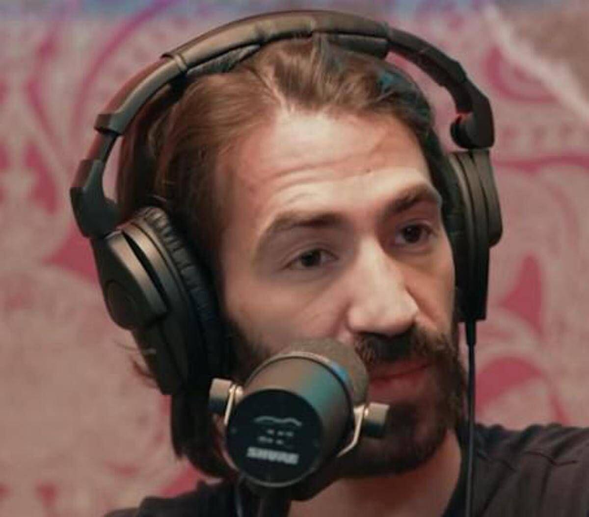 Leonardo Maria Del Vecchio si racconta a Fedez: "Ho avuto oltre 2mila donne" - 