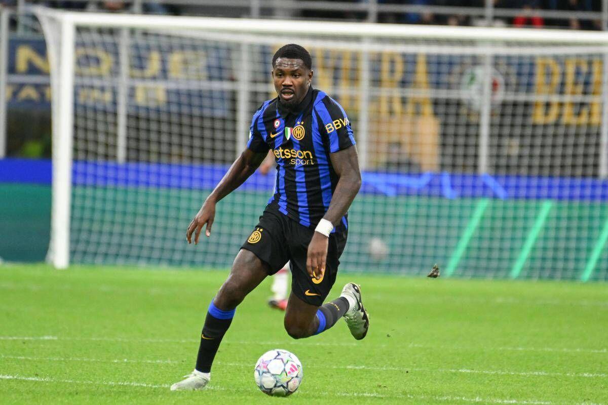 Serie A, Inter-Fiorentina 2-1, Thuram e Zielinski la ribaltano nel recupero - 