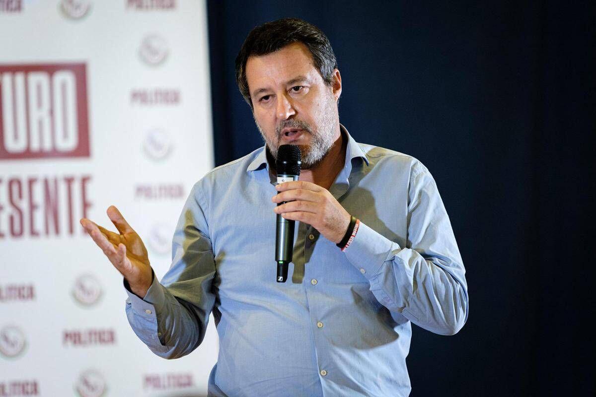 Lega, Salvini si dimette da segretario: tesoriere Di Rubba commissario fino al Congresso - 