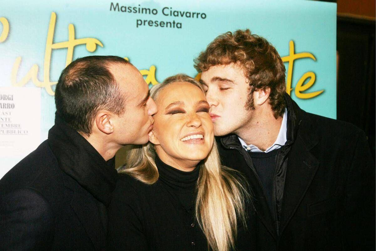 Eleonora Giorgi, il ricordo dei figli a Verissimo e l'annuncio: "Andrea Rizzoli presto papà" - 