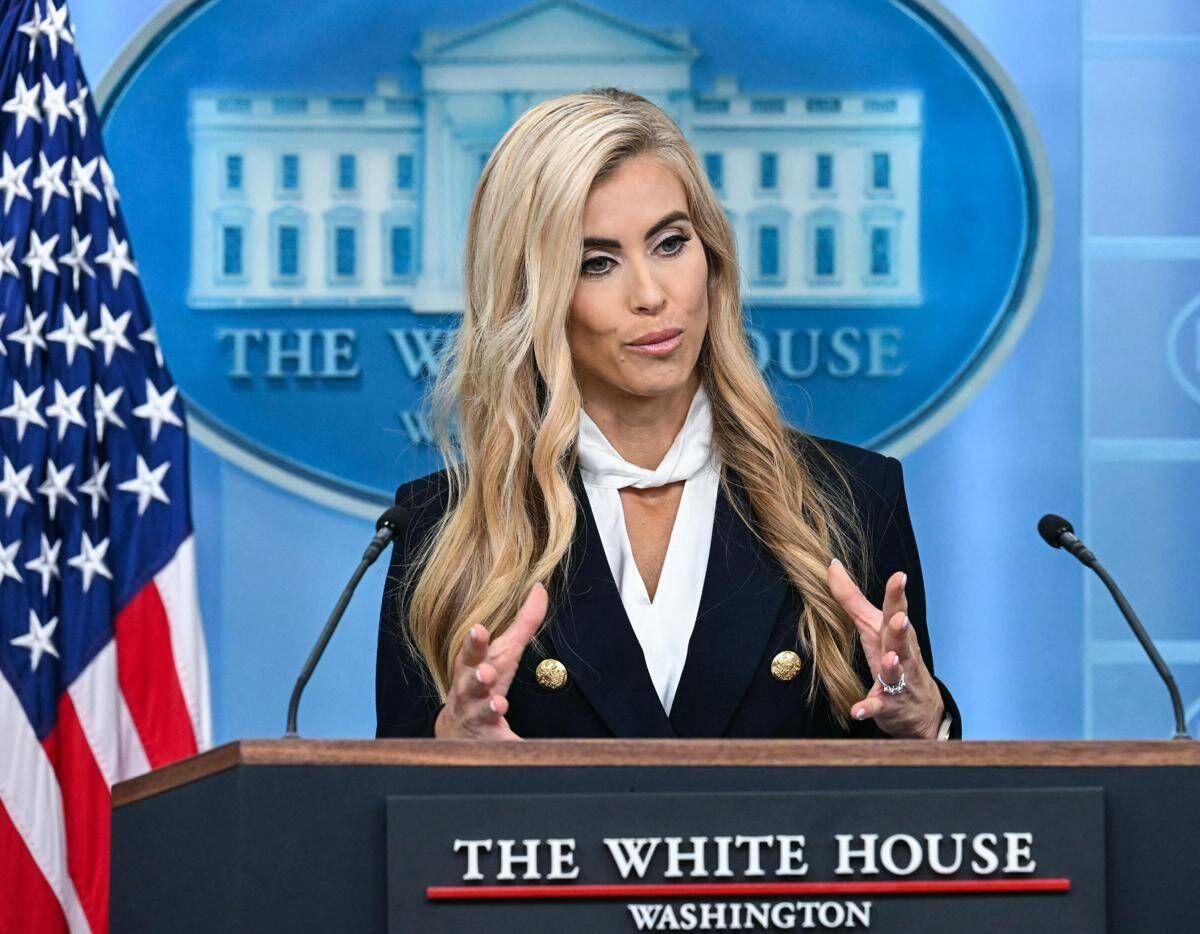 Trump, la nuova portavoce Katie Zacharia si presenta: solo 3 domande e un lapsus - 
