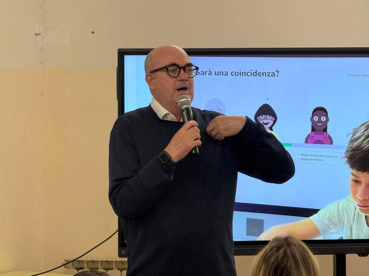 Scuola, Battaglia (Vik School) su Behind your screen: "Creiamo consapevolezza all’uso dei social" - 