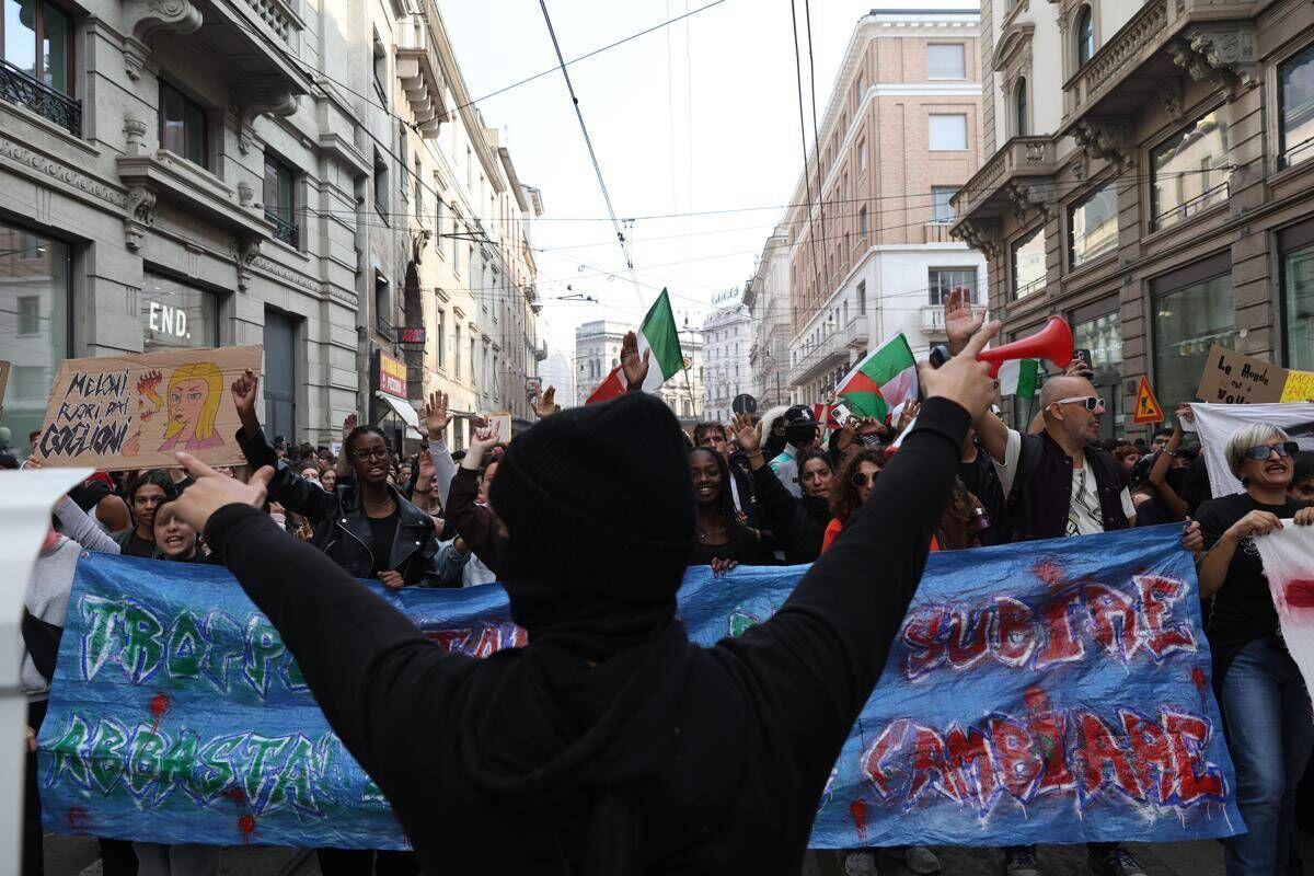 Proteste a Milano, "preoccupazione" per sabato: scatta il piano sicurezza con parà e droni﻿ - 