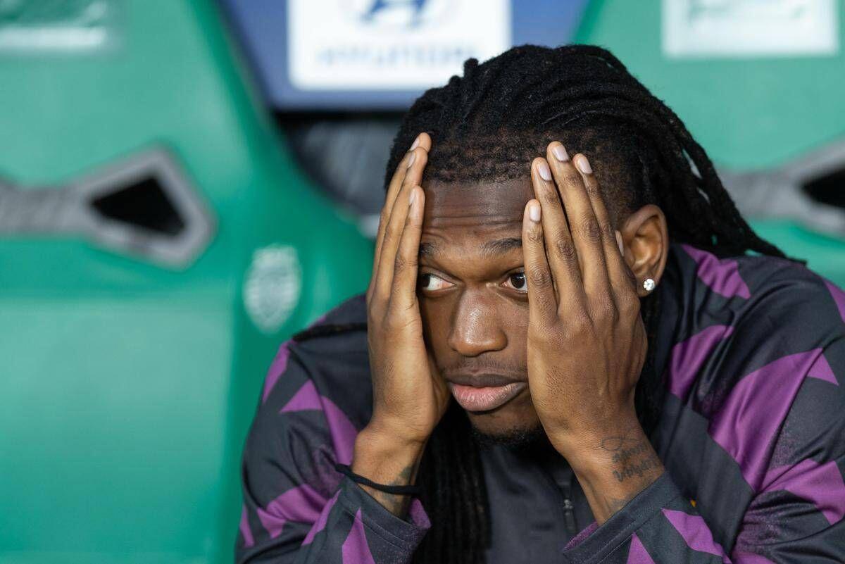 Galatasaray, Leao entra in campo e viene sostituito dopo 16 minuti: cos'è successo - 