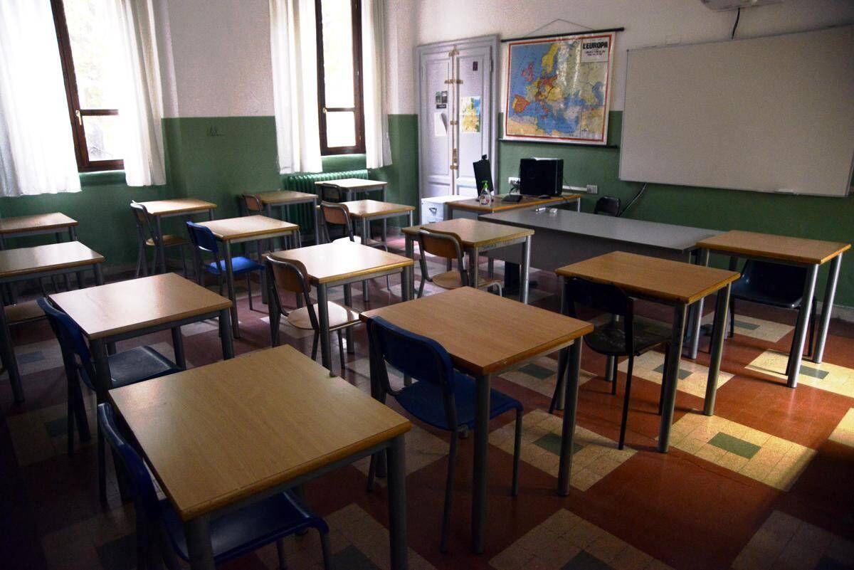 Maltempo, scuole chiuse in Campania e allerta meteo arancione e gialla per temporali mercoledì 21 ottobre: l'elenco - 
