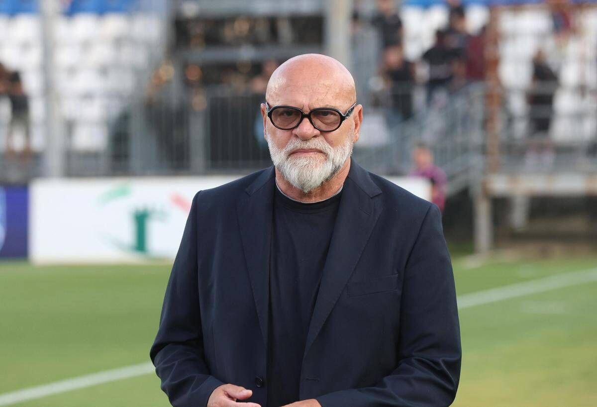 Salernitana, Serse Cosmi si sfoga in conferenza e 'cambia' (ancora) voce - Video - 