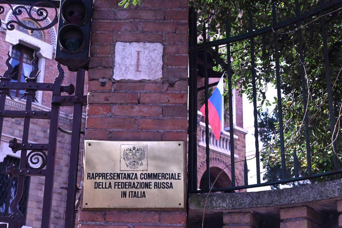 Russia, l'ambasciata: "Su Kaliningrad risponderemo con ogni mezzo. In Italia campagna stampa contro di noi" - 