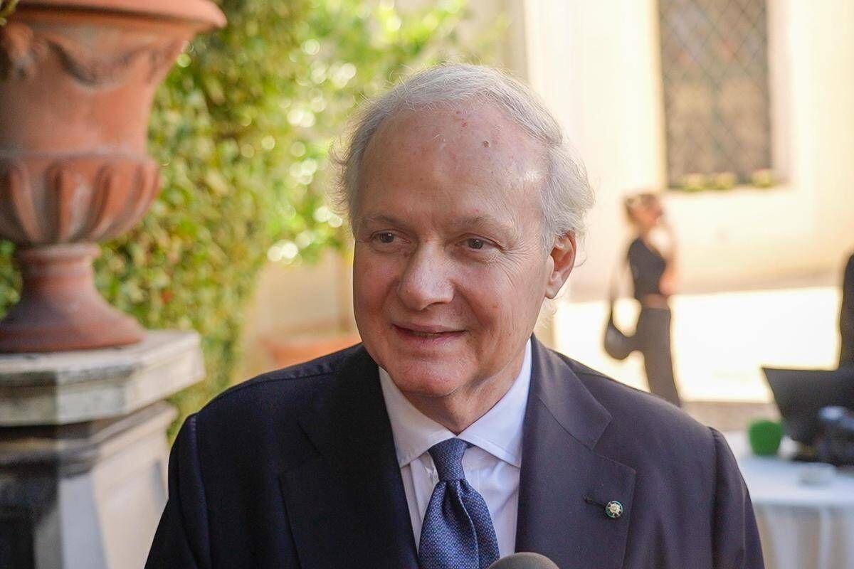 Intesa Sanpaolo, Lucchini: "Lo spot mostra i nostri valori, la banca è vicina alle persone e alle piccole e grandi imprese" - 