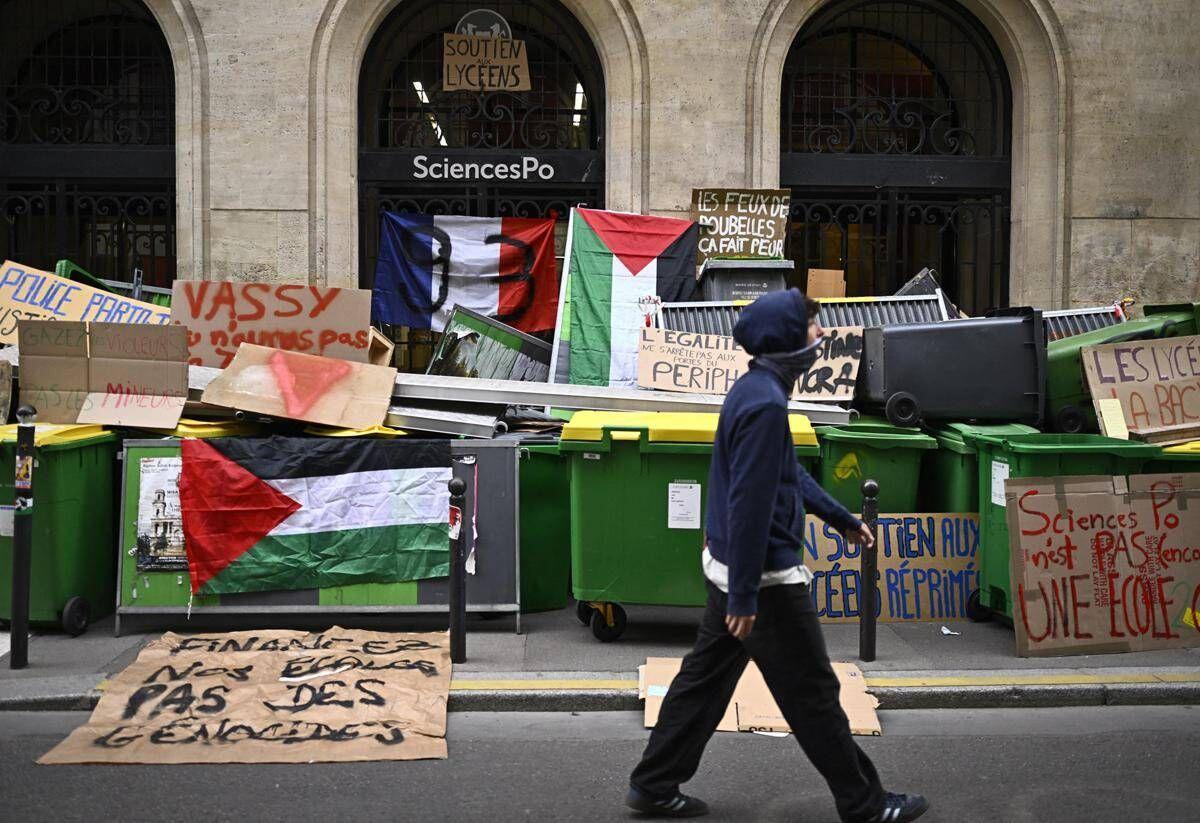 Francia, esplode la protesta dei liceali: oltre 200 feriti. Stop alle granate della polizia - 