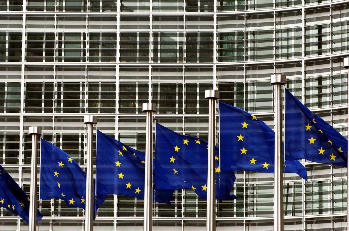 Caro energia, mediazione dei leader Ue dopo lunga trattativa: "Preservare Ets tutelando competitività" - 
