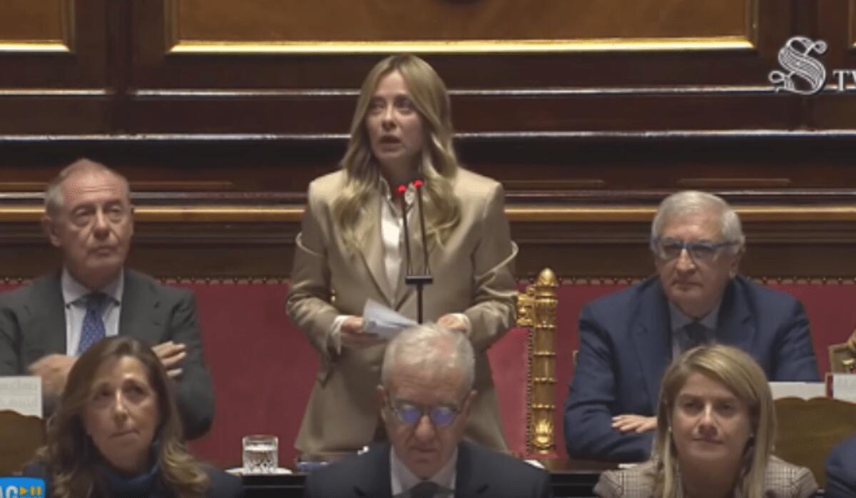 Meloni in Senato: "Energia, bollette più leggere per famiglie e imprese". E sull'Ucraina: "Posizione Italia non cambia" - 