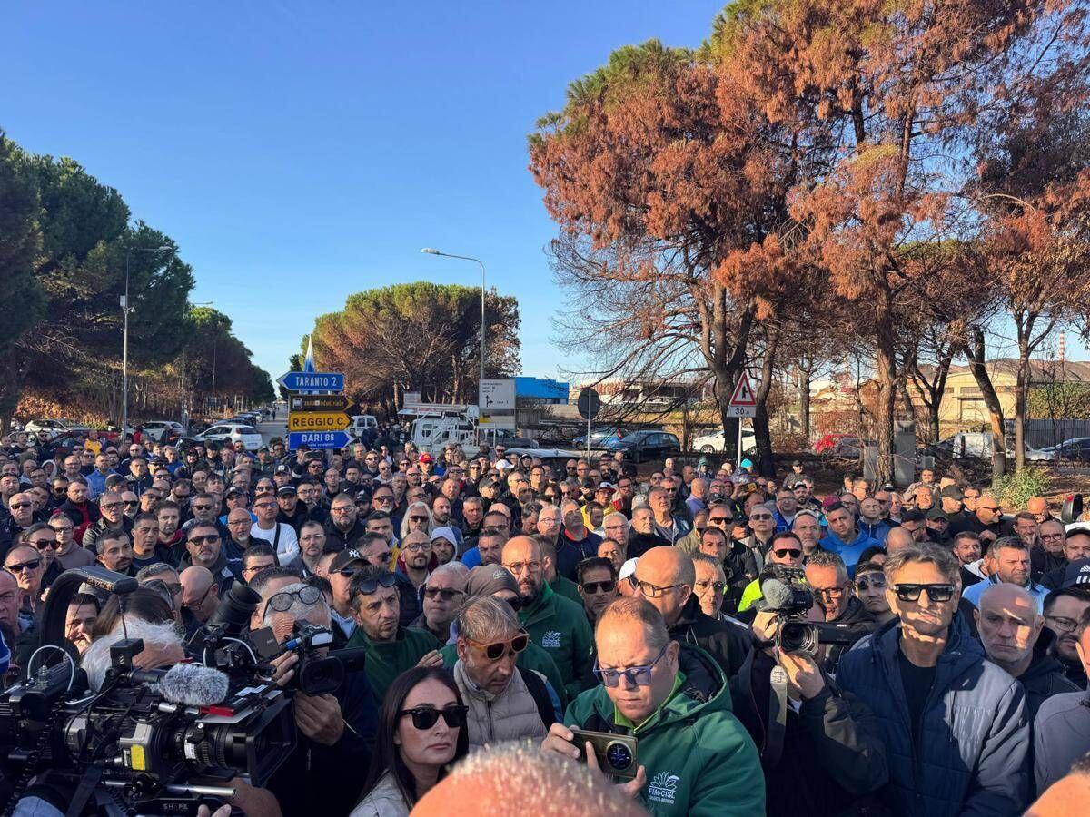 Ex Ilva, quinto giorno di mobilitazione: sciopero e presidi finiranno alle 23 - 