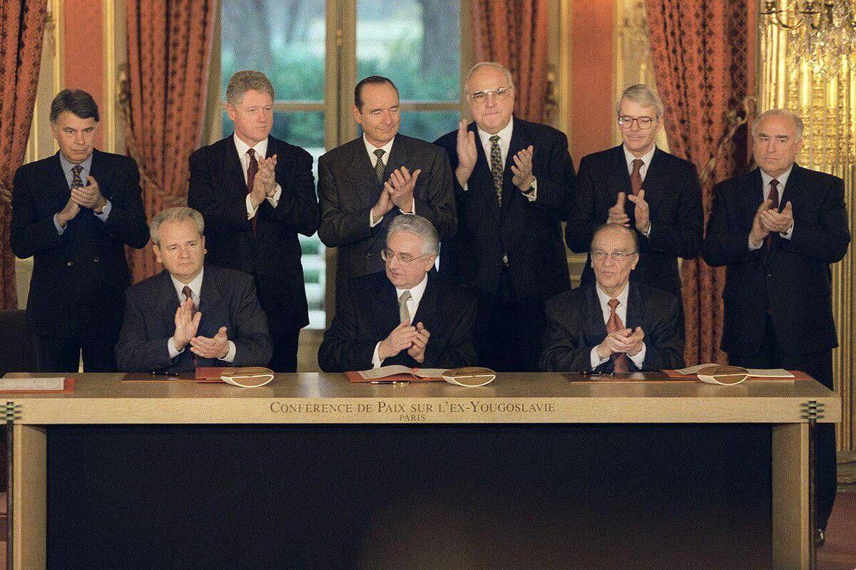 Le guerre non finiscono quando crediamo. La Bosnia e quella difesa europea che esiste già - 