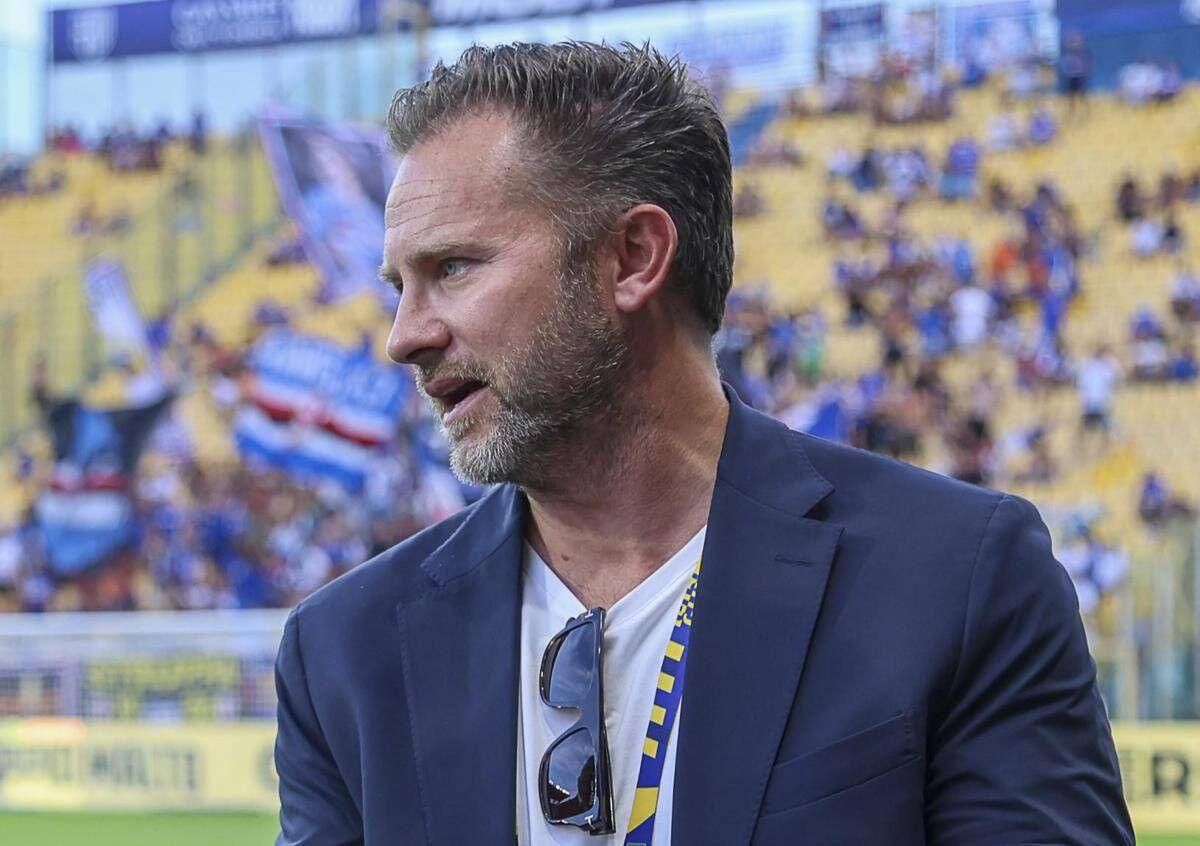 Letame davanti casa del Ceo della Sampdoria. Il club scosso: "Superato ogni limite" - 