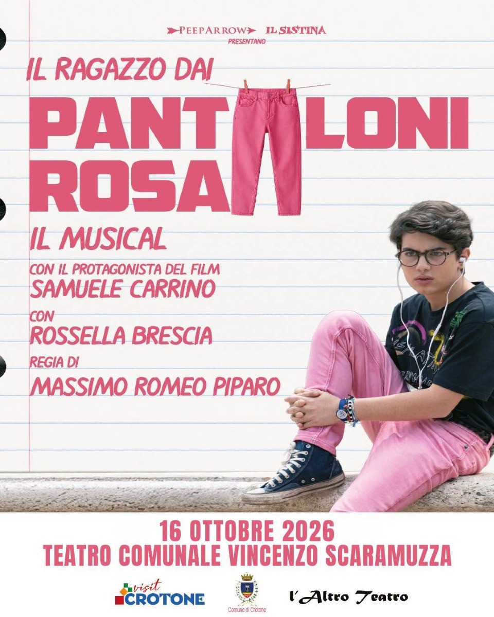 Il ragazzo dai pantaloni rosa - Musical - Locandina Ufficiale Uff Stampa Comune di Crotone