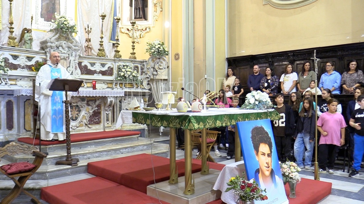 reliquie San Carlo Acutis Chiesa Immacolata - Crotone - Foto Redazione 7.10.2026