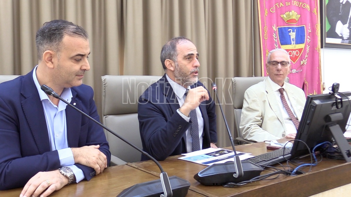 Crotone Presentazione Rottamazione Quinquies - Foto redazione 15.10.2026
