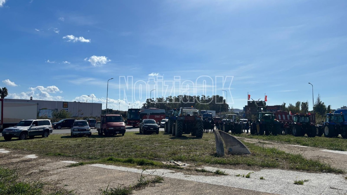 Protesta agricoltori Crotone - Redazione 16.10.2026