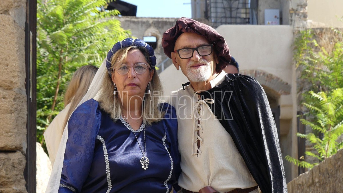 Vivere la storia - Crotone medioevo Piazza Castello - foto redazione 18.10.2026