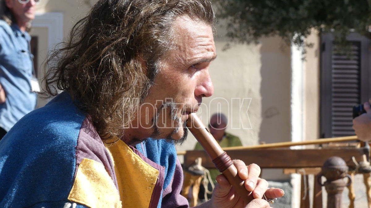 Vivere la storia - Crotone medioevo Piazza Castello - foto redazione 18.10.2026