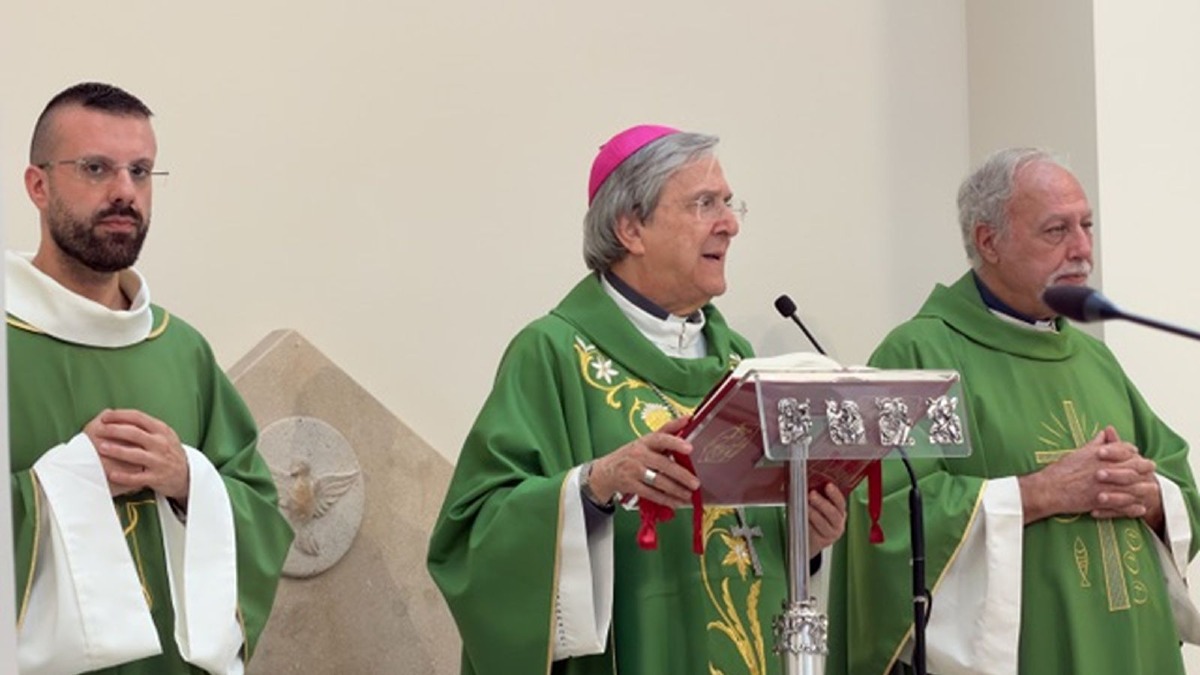 Visita Monsignor Savino Amendolara - Foto Uff. Stampa Parrocchia Madonna della salute 21.10.2026
