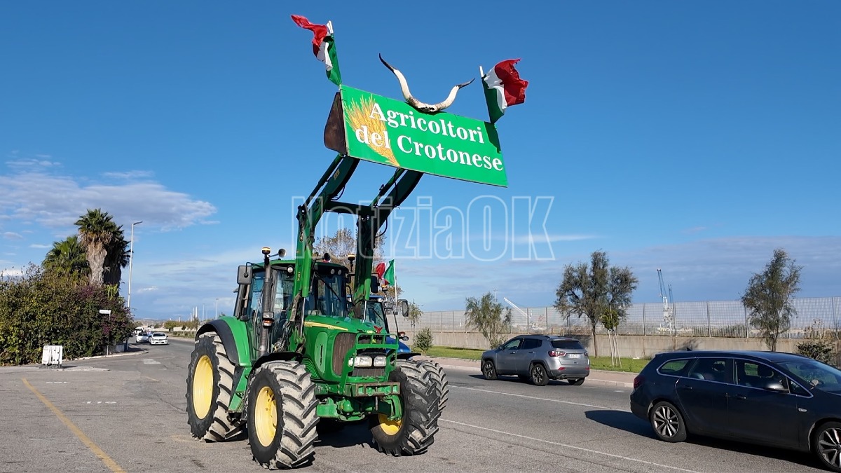 Trattore Verde Azienda Greco - Foto Redazione 30.10.2026