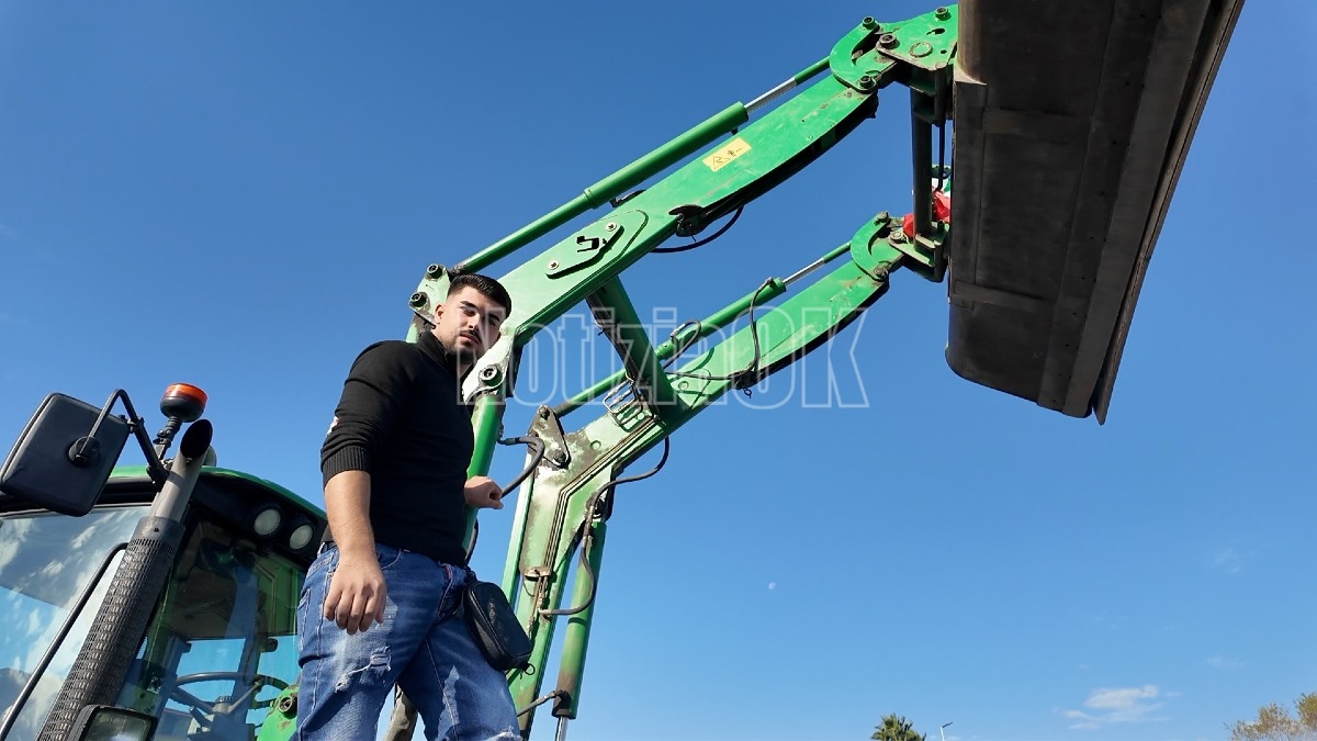 Trattore Verde Azienda Greco - Foto Redazione 30.10.2026