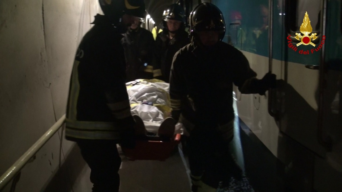 Vigili del fuoco esercitazione Galleria Catanzaro -  Foto Uff. Stampa Vigili del fuoco 30.10.2026