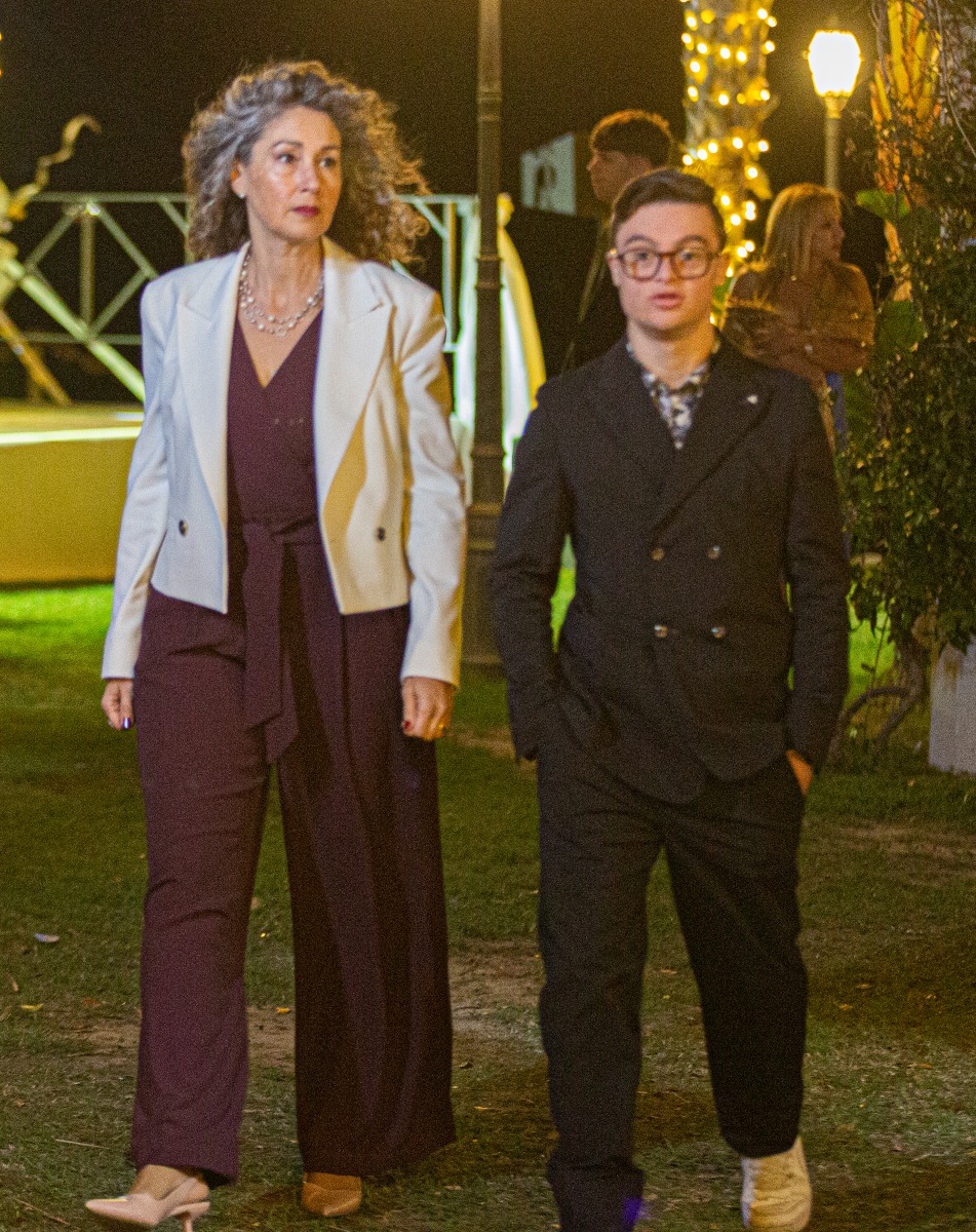 Amici per caso 2 Set - Foto Uff Stampa Amici per caso 2 (30.10.2026)
